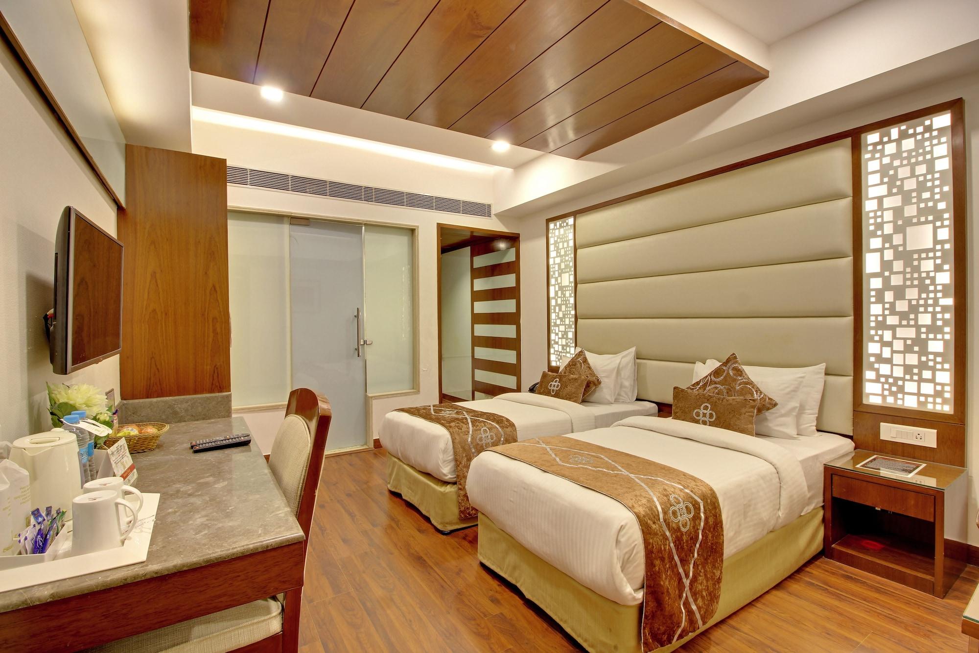 Hotel Swaran Palace Delhi  Extérieur photo