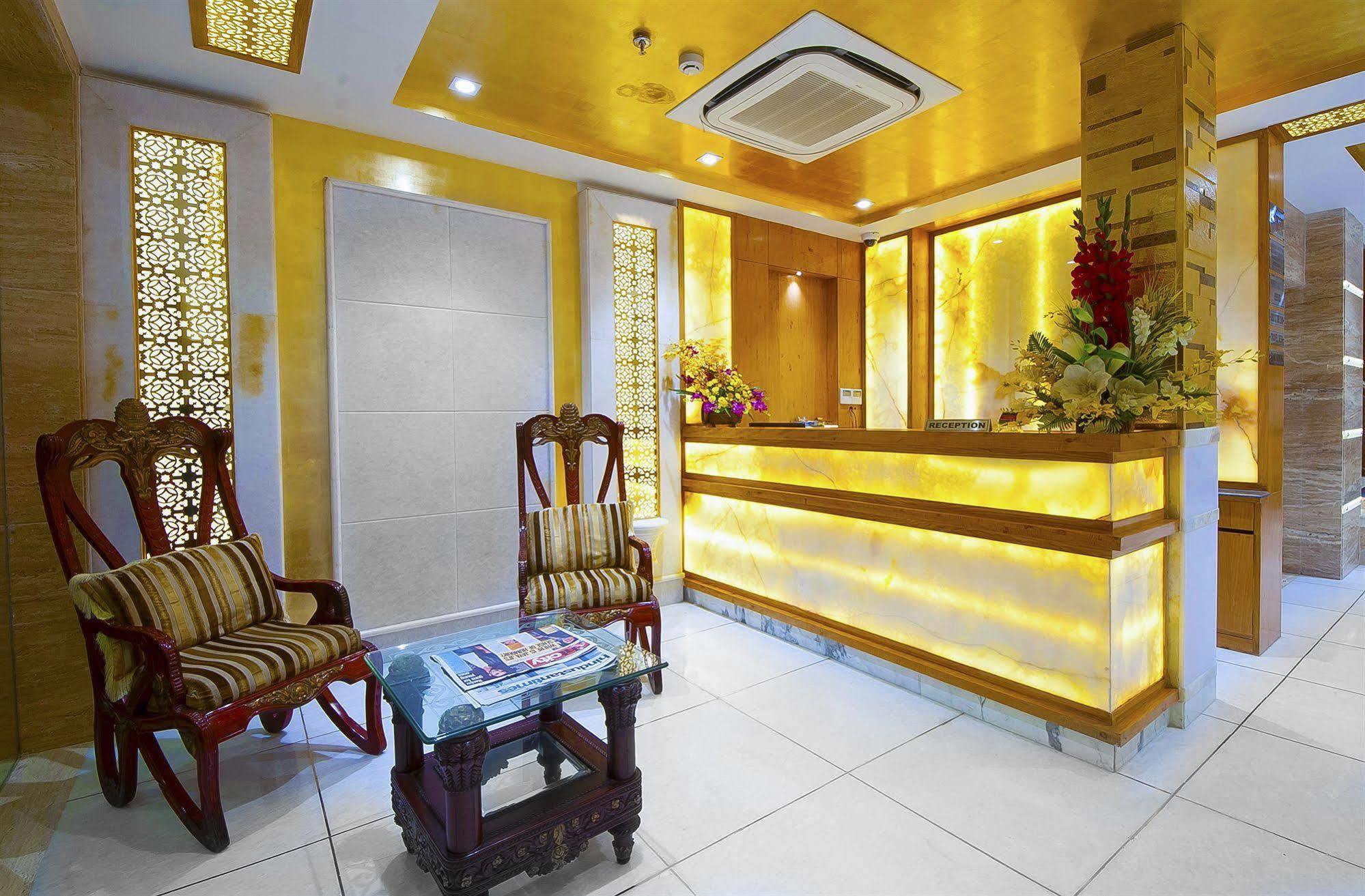 Hotel Swaran Palace Delhi  Extérieur photo